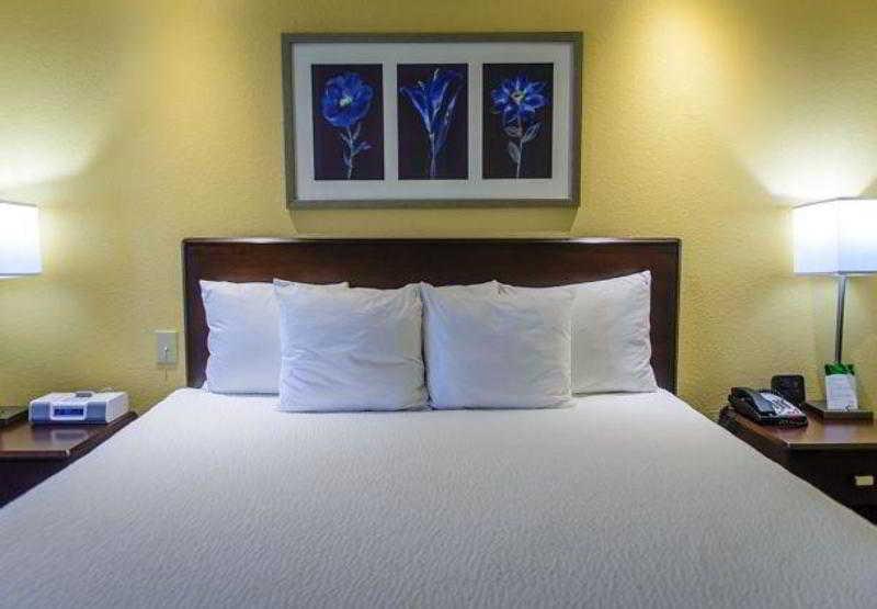 Springhill Suites Houston Pearland Exterior foto